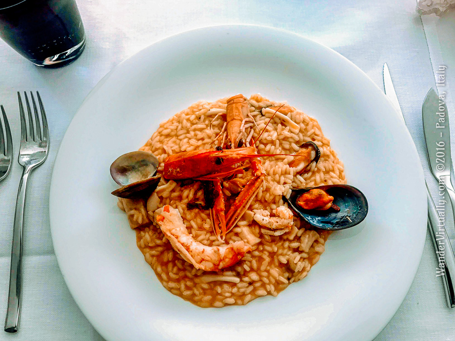 Primo Piatto: Seafood Risotto @Ristorante La Scala in Abano Terme, Italy.