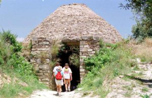 A tholos tomb in Pylos. Ref. (a-52).